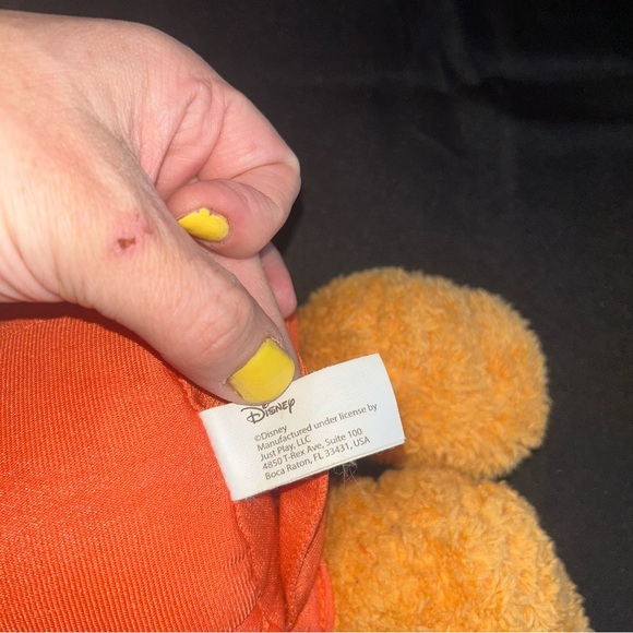 Fozzie Bear Wocka Singing/Talking Plush-No Batteries not sure if works - Picture 9 of 10